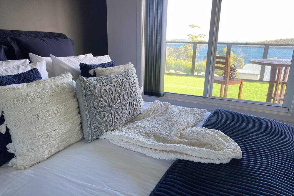 Photo of Bedroom in Murdunna