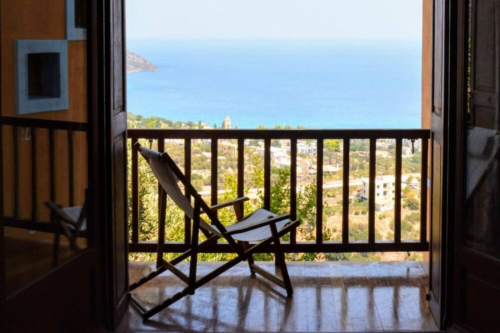Photo of Patio Balcony in Katsikia