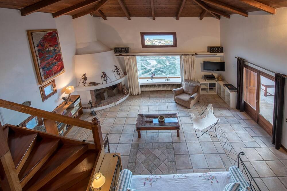 Photo of Livingroom in Katsikia