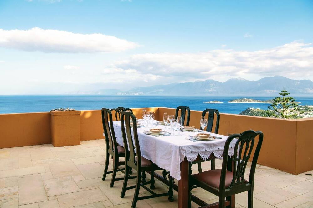 Photo of Patio Balcony in Katsikia