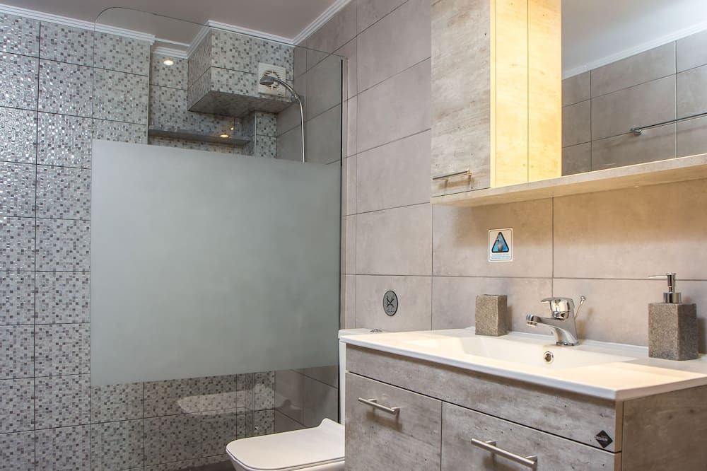 Photo of Bathroom in Rhodes Town