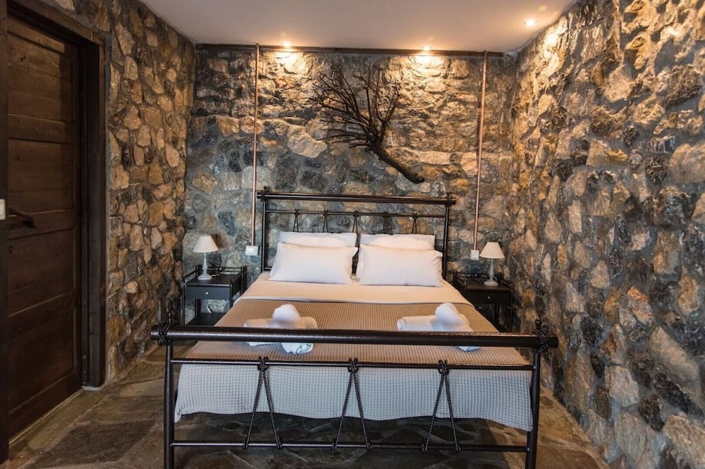 Photo of Bedroom in Phthiotis Region