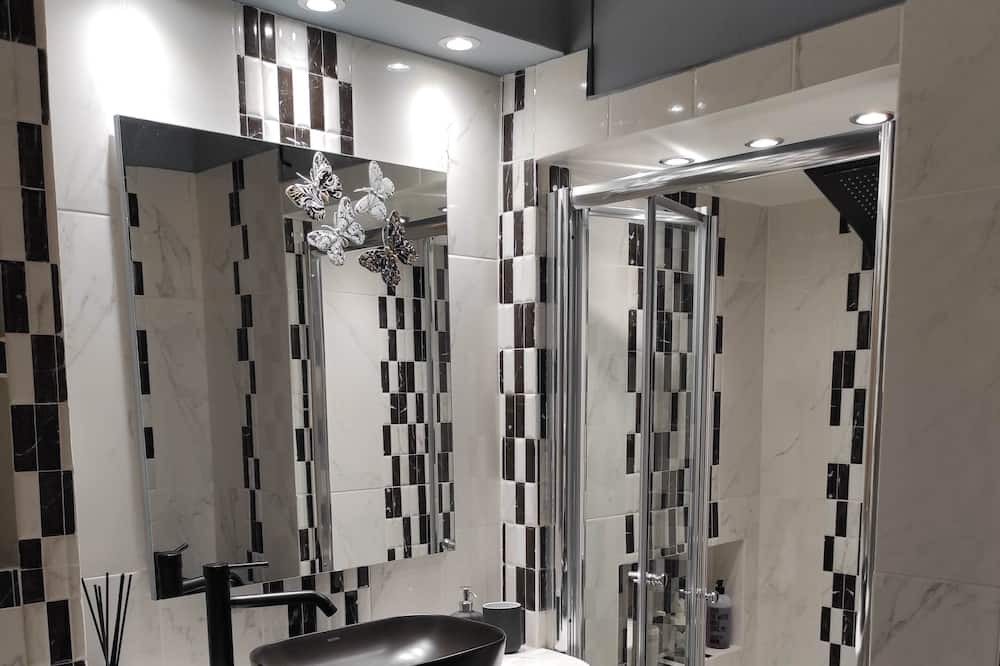 Photo of Bathroom in Ano Patisia