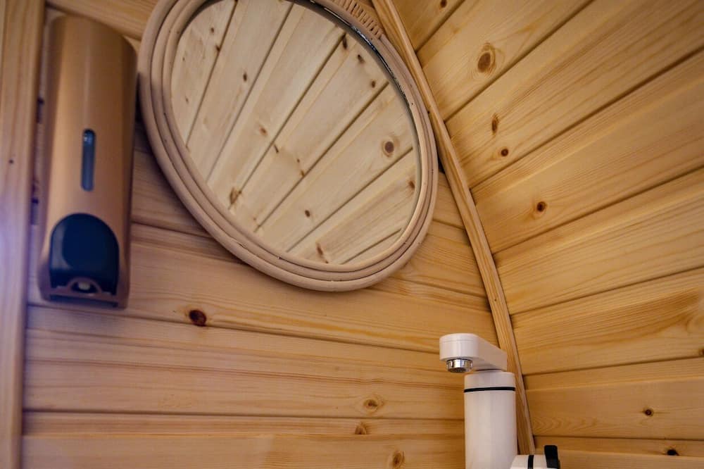 Photo of Bathroom in Roybridge