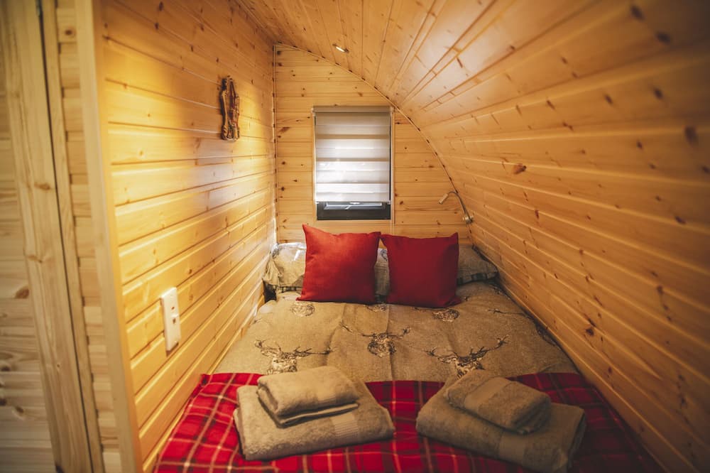 Photo of Bedroom in Roybridge