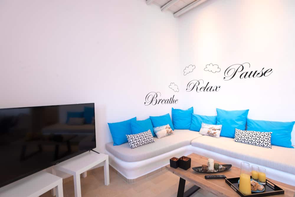 Photo of Livingroom in Panormos