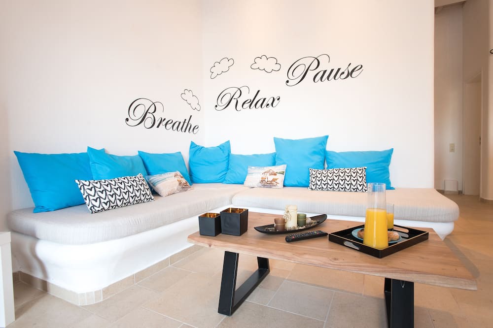 Photo of Livingroom in Panormos