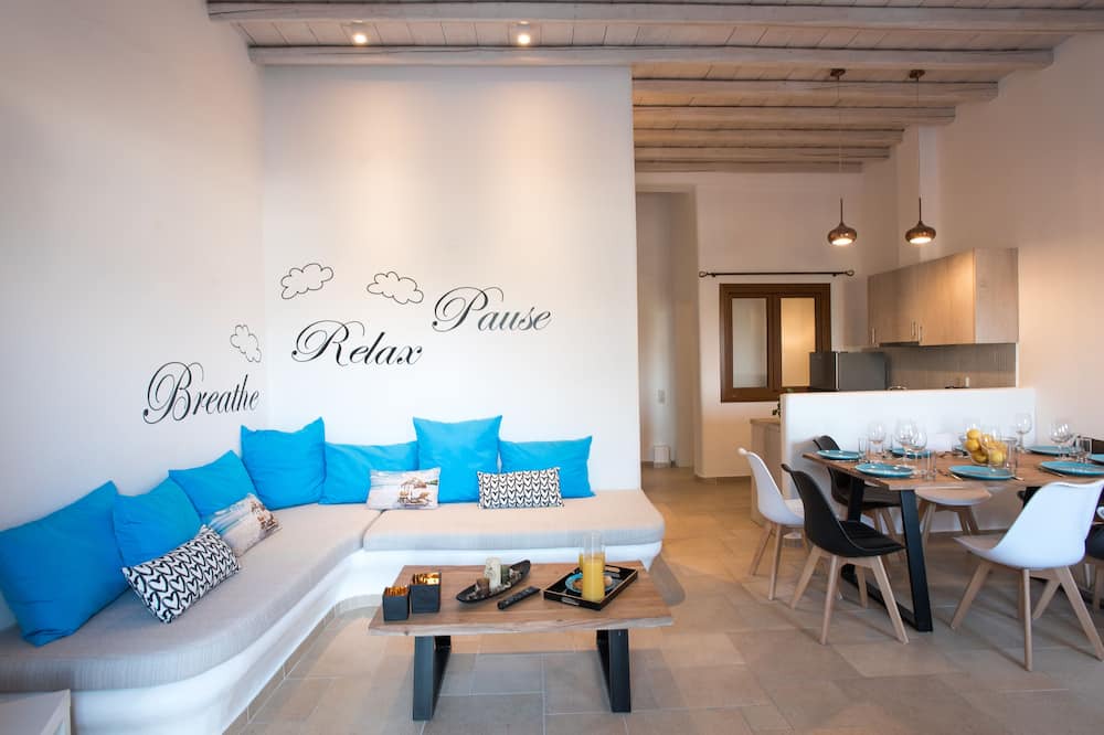 Photo of Livingroom in Panormos