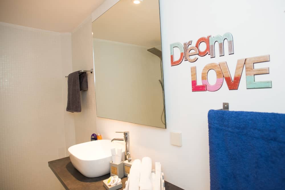 Photo of Bedroom in Panormos
