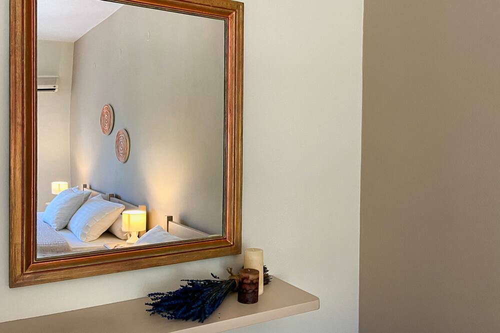 Photo of Bedroom in Menegata