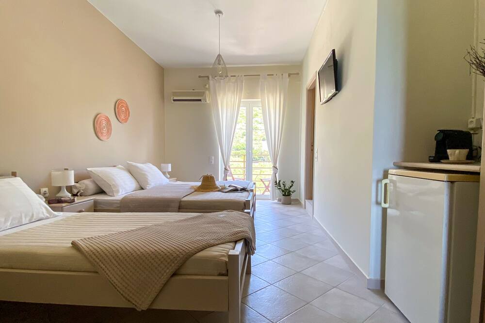 Photo of Bedroom in Menegata