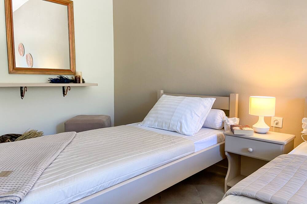 Photo of Bedroom in Menegata