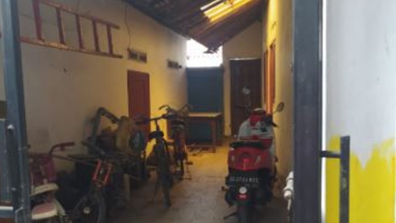 Photo of Others in Prigen