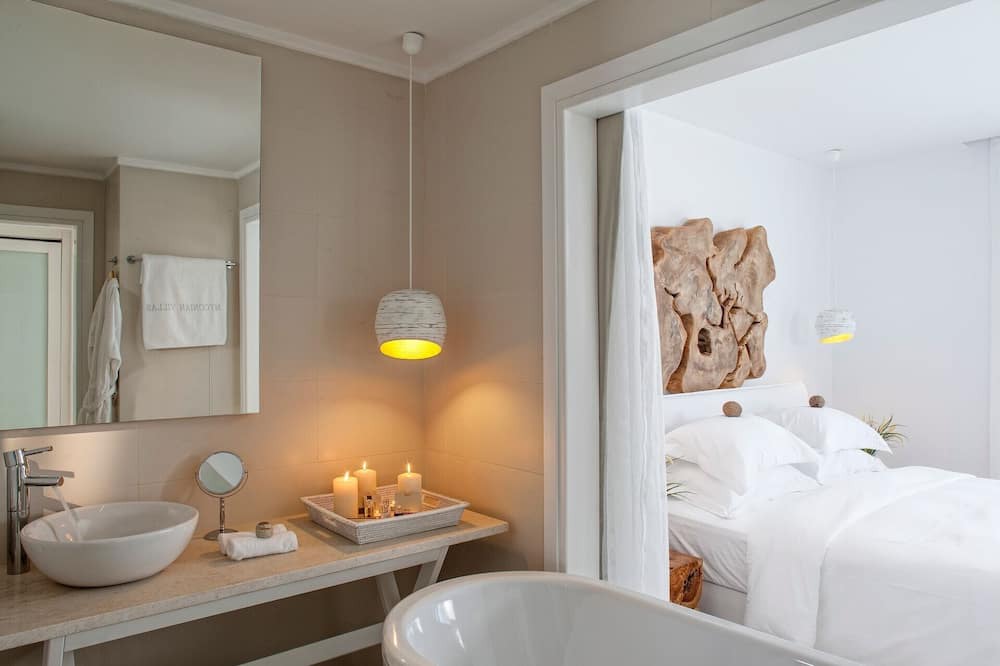 Photo of Bathroom in Elia