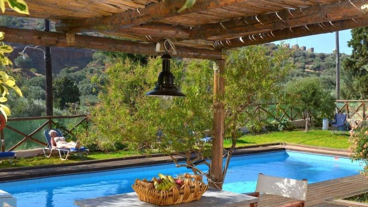 Photo of Outdoor in Vrouhas