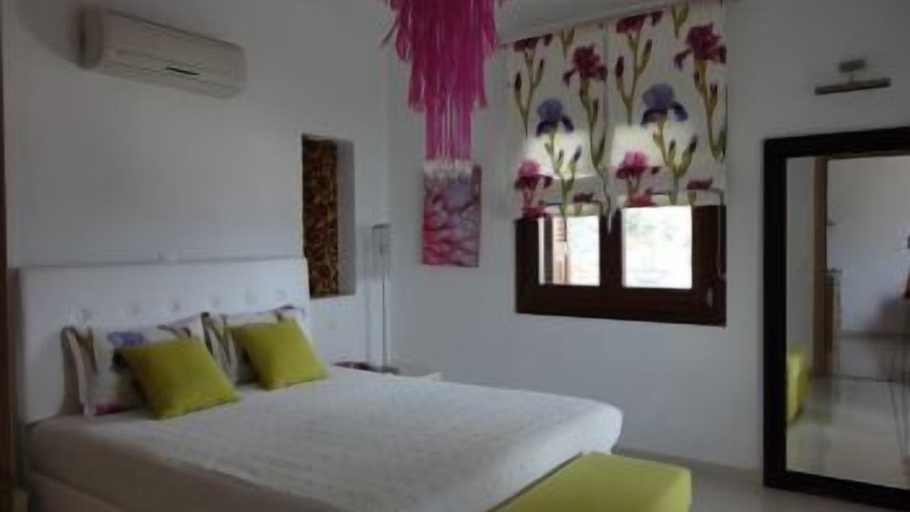 Photo of Bedroom in Skiathos Town