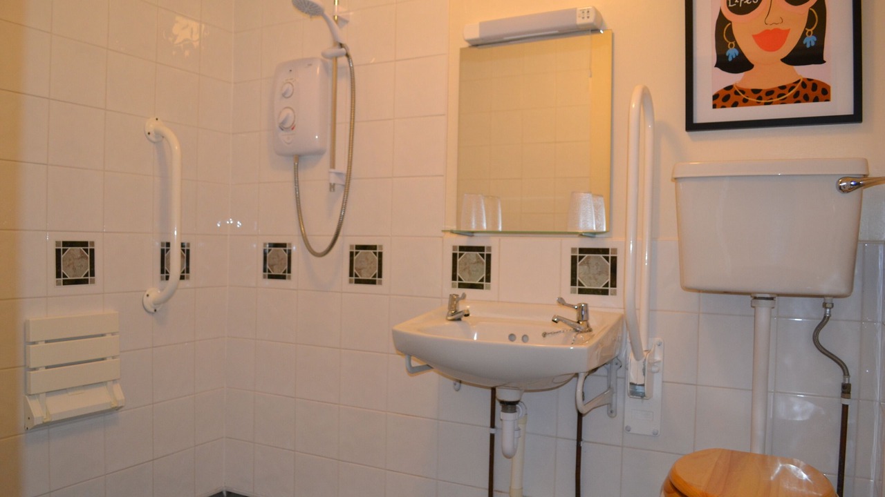 Photo of Bathroom in Logierait