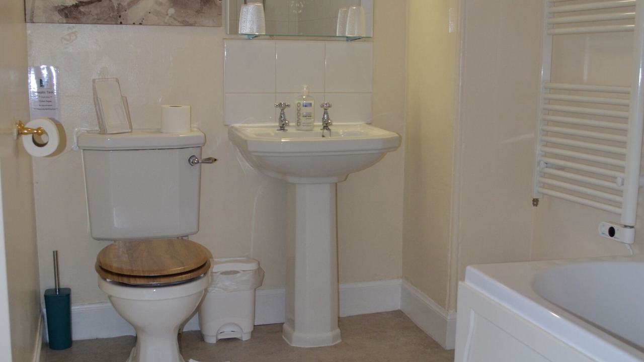 Photo of Bathroom in Logierait