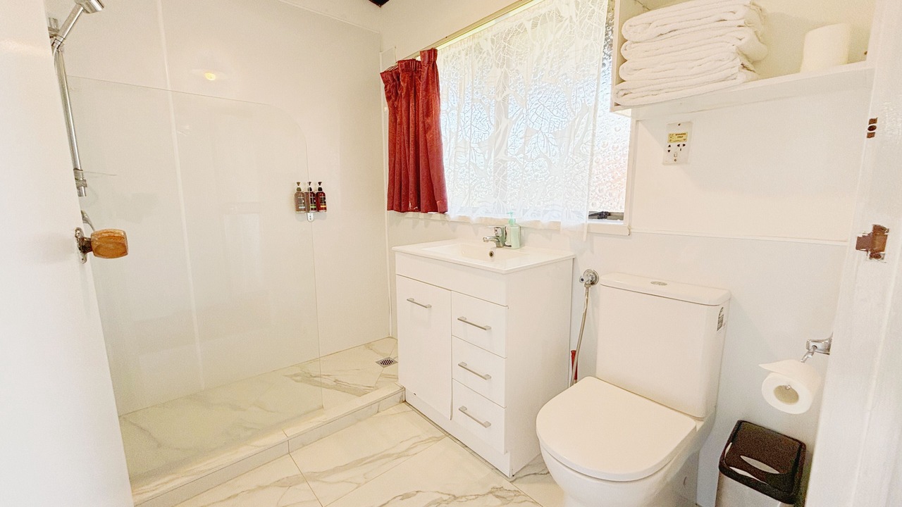Photo of Bathroom in Papatoetoe