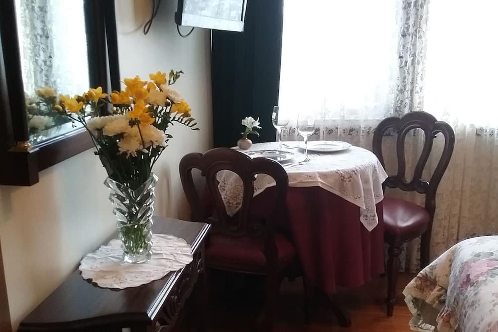 Photo of Bedroom in Smithton