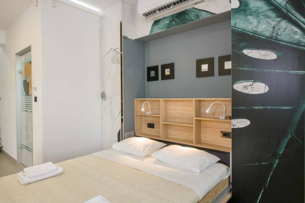 Photo of Bedroom in Skines