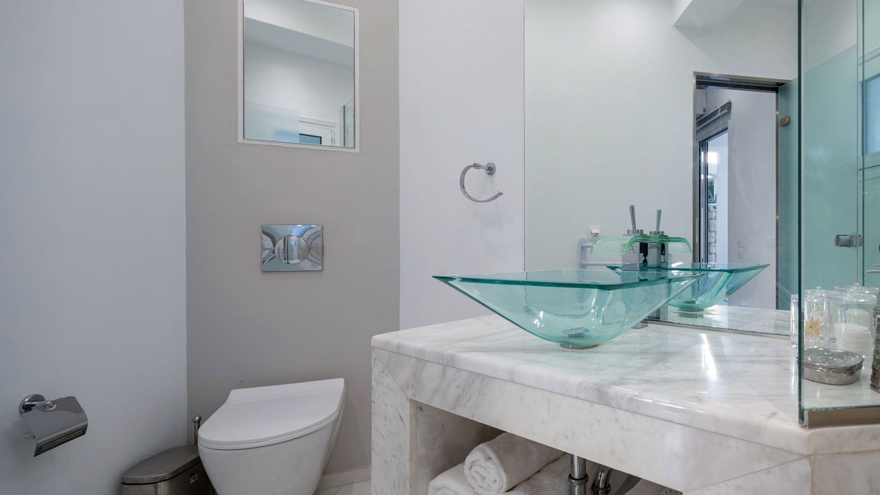 Photo of Bathroom in Skinaria