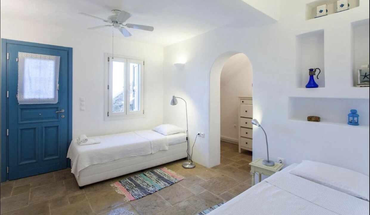 Photo of Bedroom in Houlakia