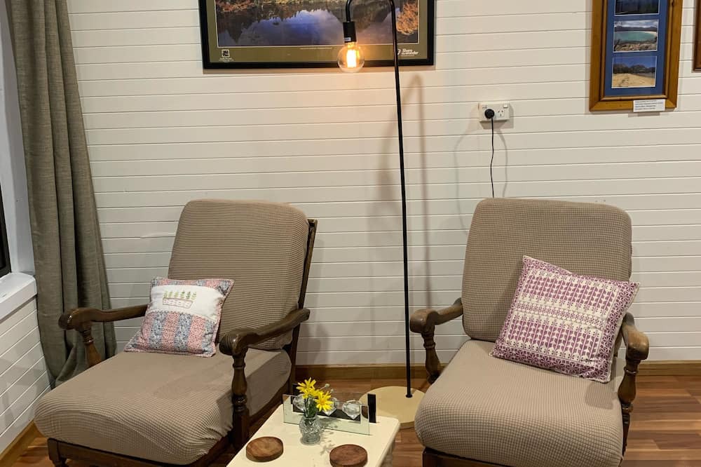 Photo of Livingroom in Acton Park