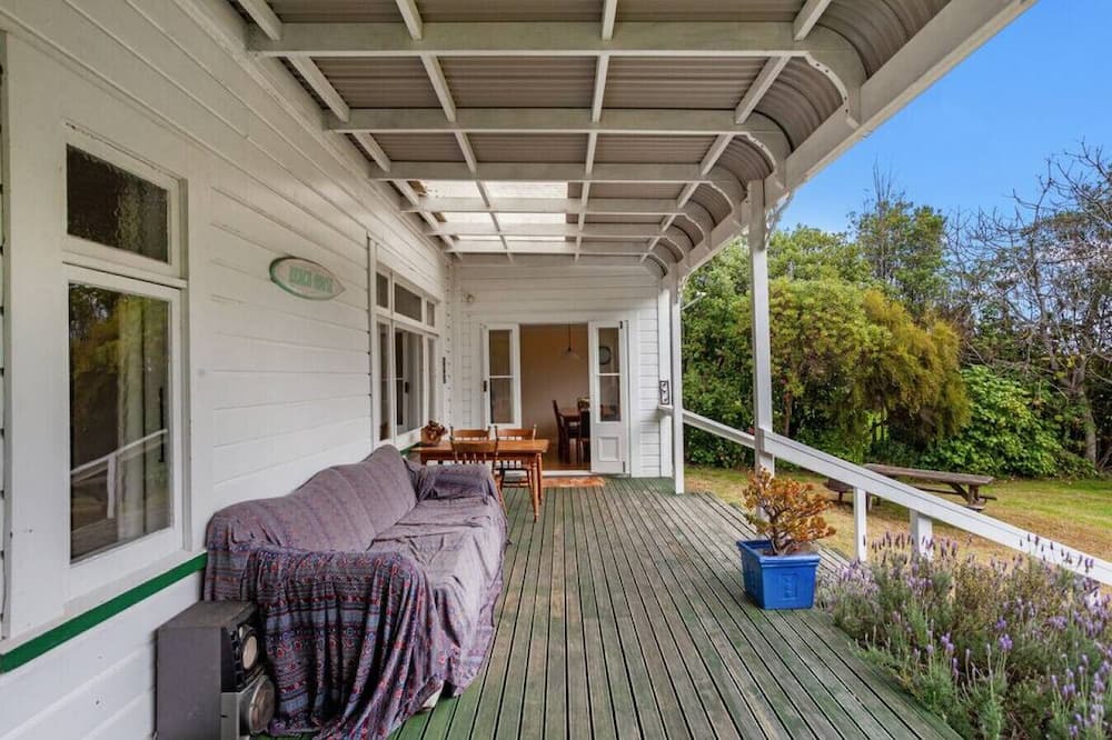 Photo of Patio Balcony in Waihau Bay