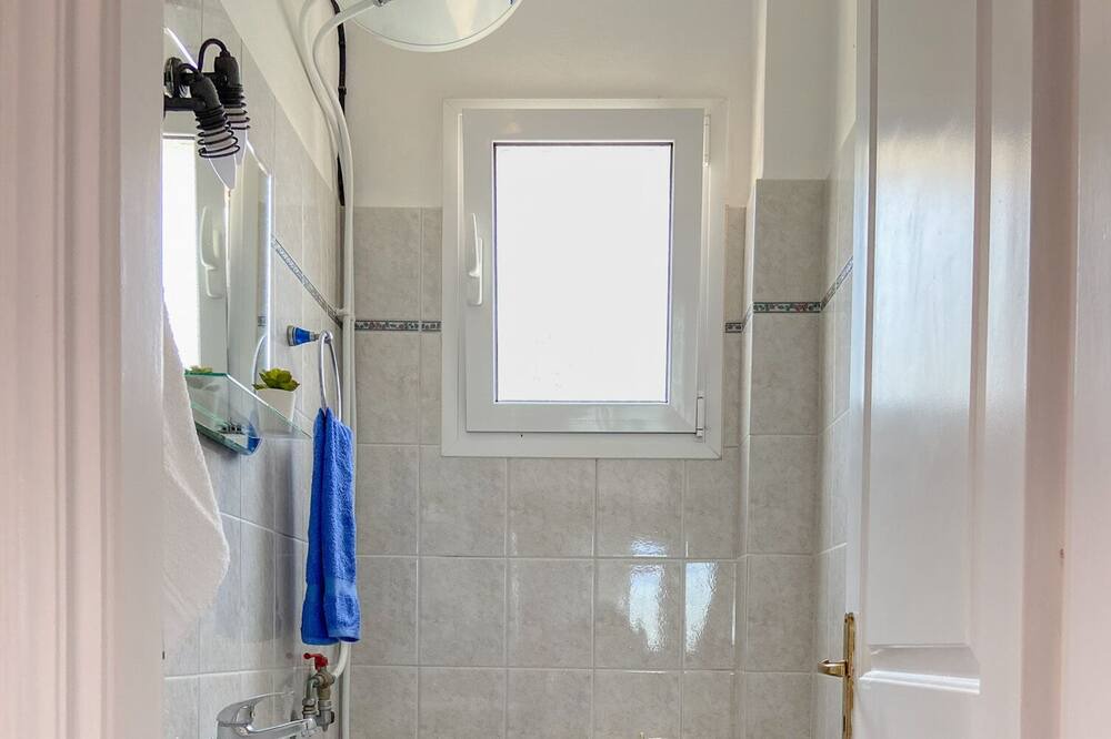 Photo of Bathroom in Khelmata