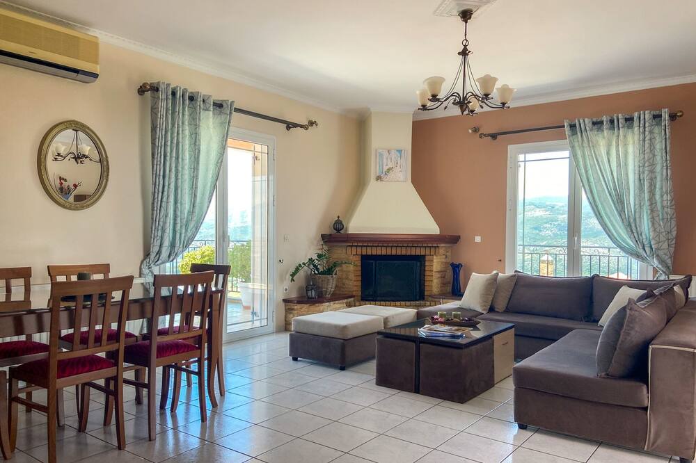 Photo of Livingroom in Khelmata