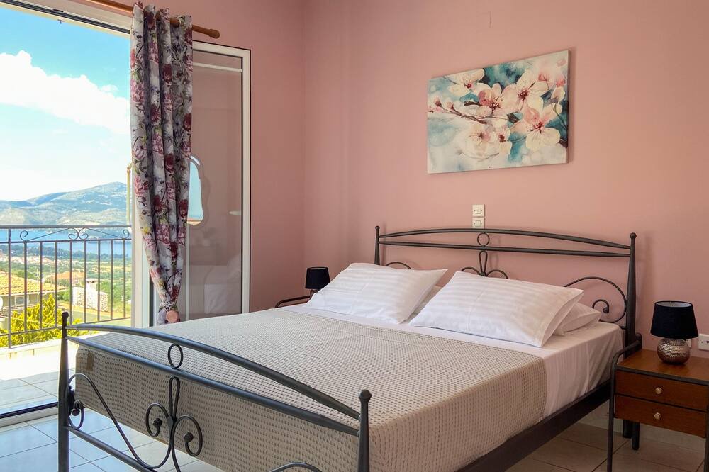 Photo of Bedroom in Khelmata