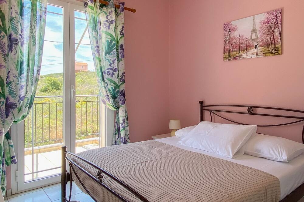 Photo of Bedroom in Khelmata