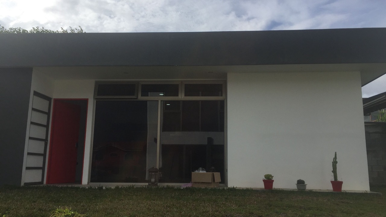 Photo of Outdoor in Roble