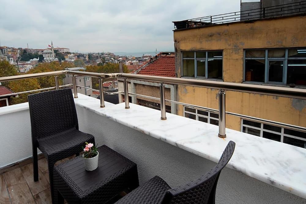 Photo of Patio Balcony in Emin Sinan