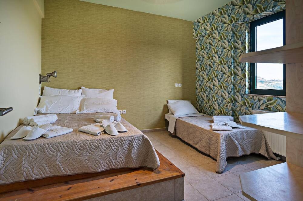 Photo of Bedroom in Somatas