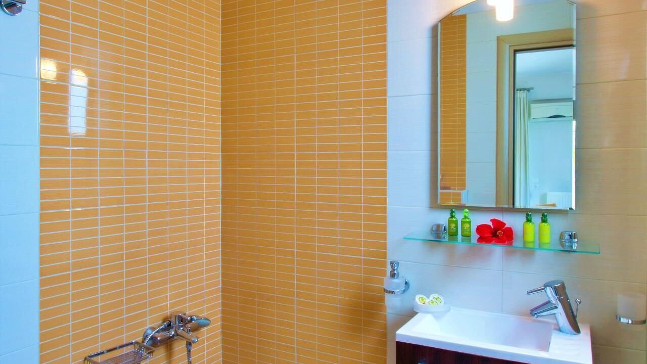Photo of Bathroom in Skouloufia