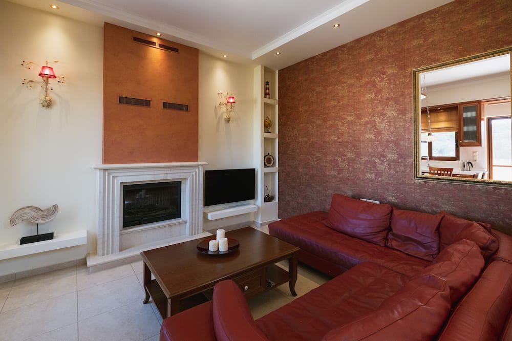 Photo of Livingroom in Galatas