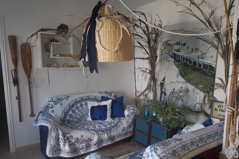 Photo of Livingroom in Foinikounta