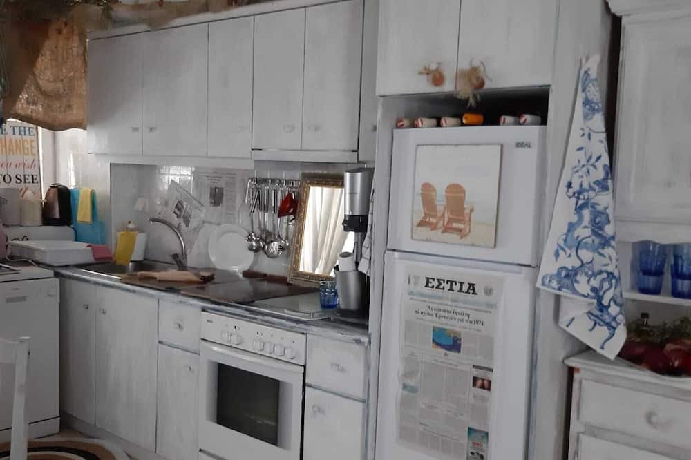Photo of Kitchen in Foinikounta