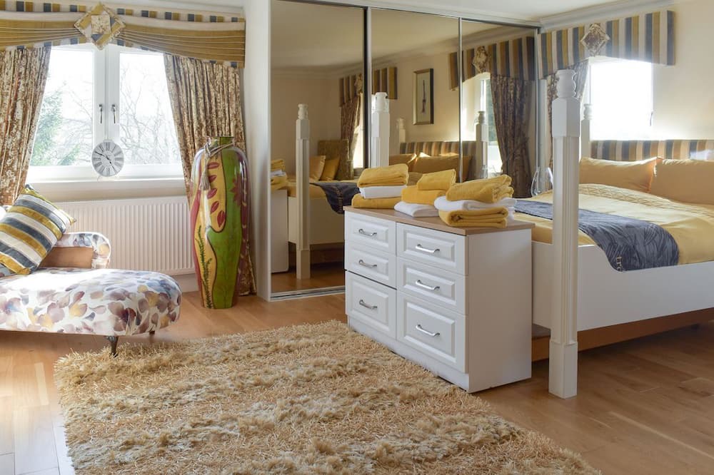 Photo of Bedroom in Strathaven