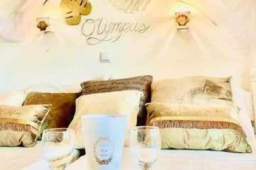 Photo of Bedroom in Magoulades
