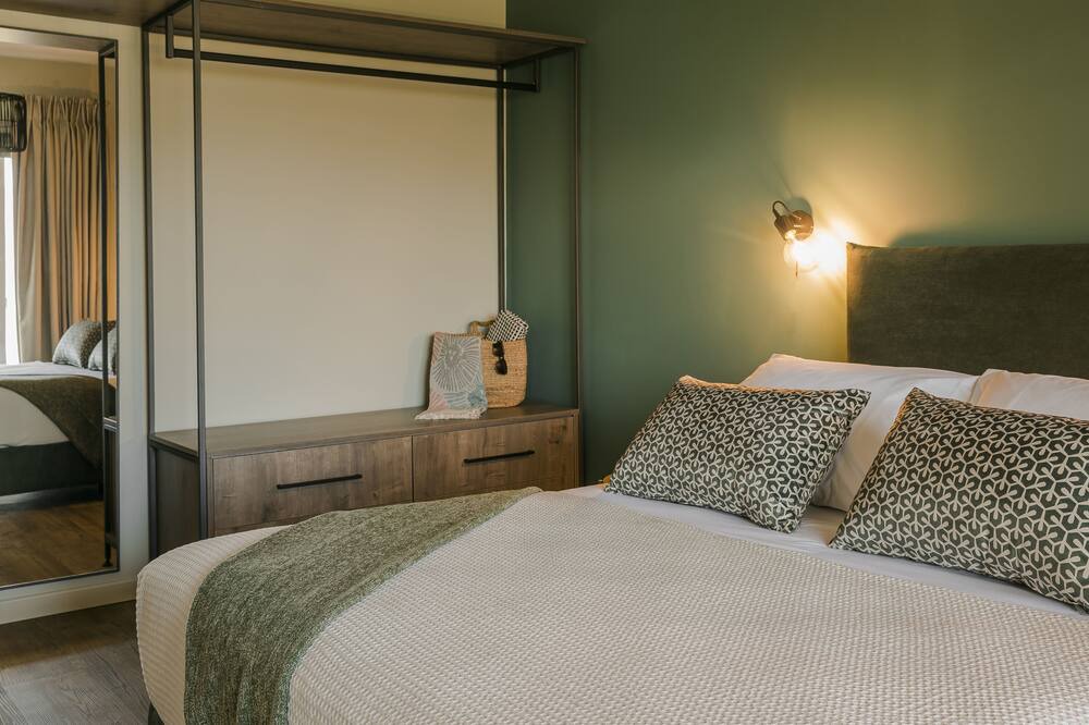 Photo of Bedroom in Khelmata