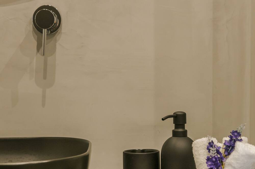 Photo of Bathroom in Khelmata