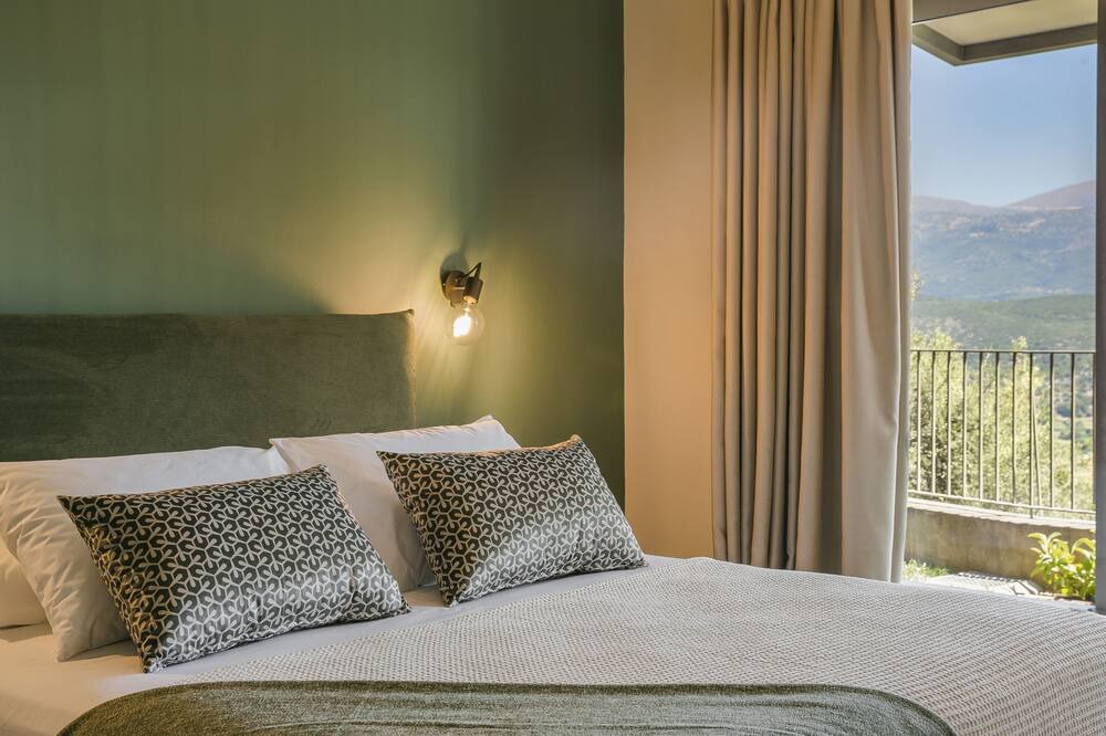 Photo of Bedroom in Khelmata