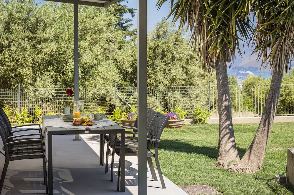 Photo of Patio Balcony in Khelmata