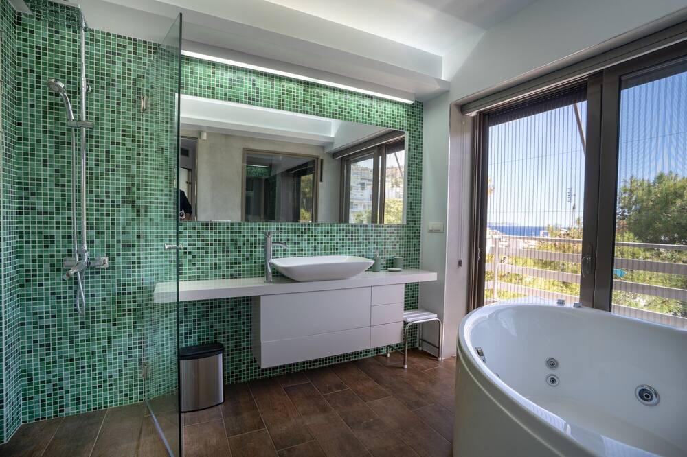 Photo of Bathroom in Varkiza