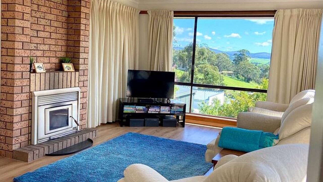 Photo of Livingroom in St Helens