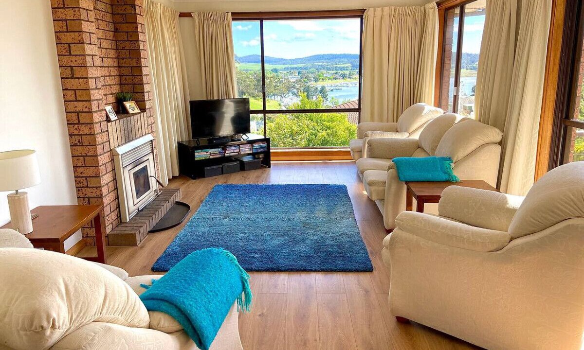 Photo of Livingroom in St Helens