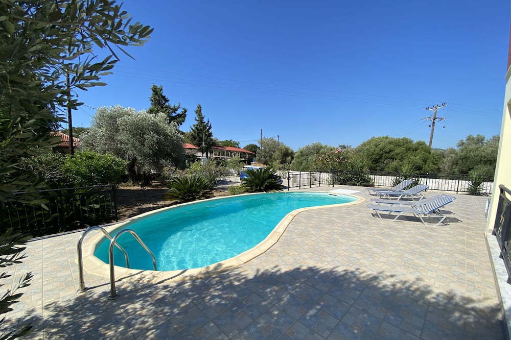 Photo of Outdoor in Psili Ammos